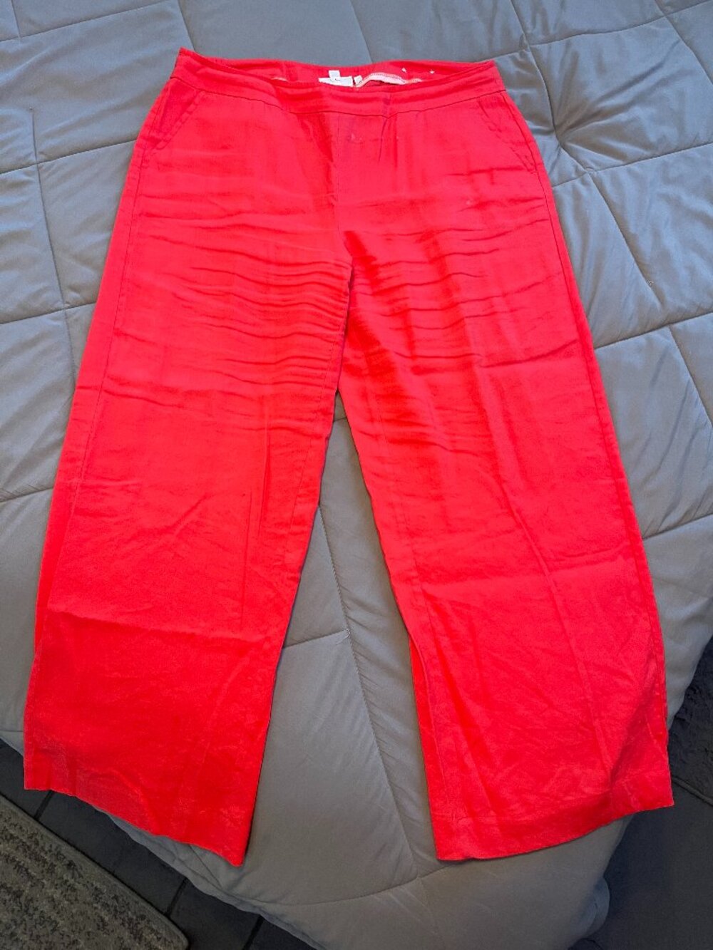 Chico's Vibrant Red Cropped Wide-Leg Linen Blend Pants - Size 2.5R / 14